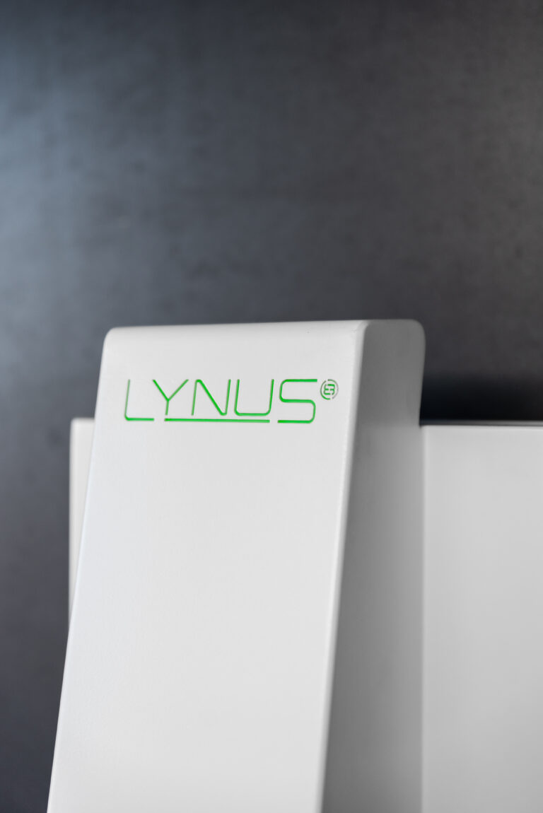 Lynus8